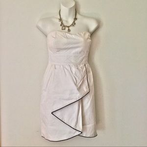 Show off that tan with this Strapless Mini NWOT